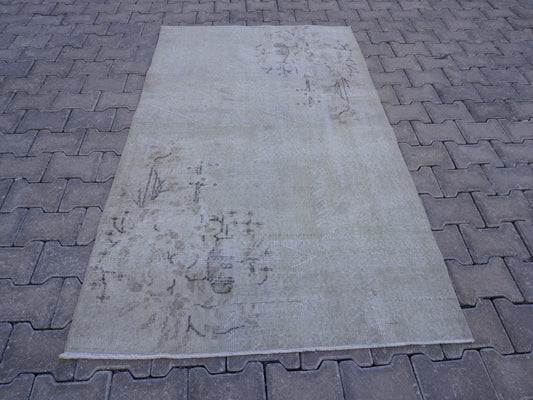 Neutral Small Rug 4x7 ft - sku 1117