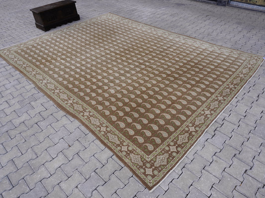 Vintage Hand Knotted Oversize Rug 9x13 ft- sku537