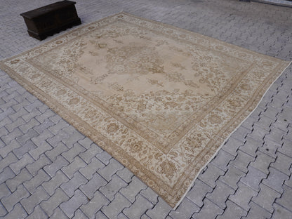 Oversize Vintage Large Rug 9x12 ft, Sku566