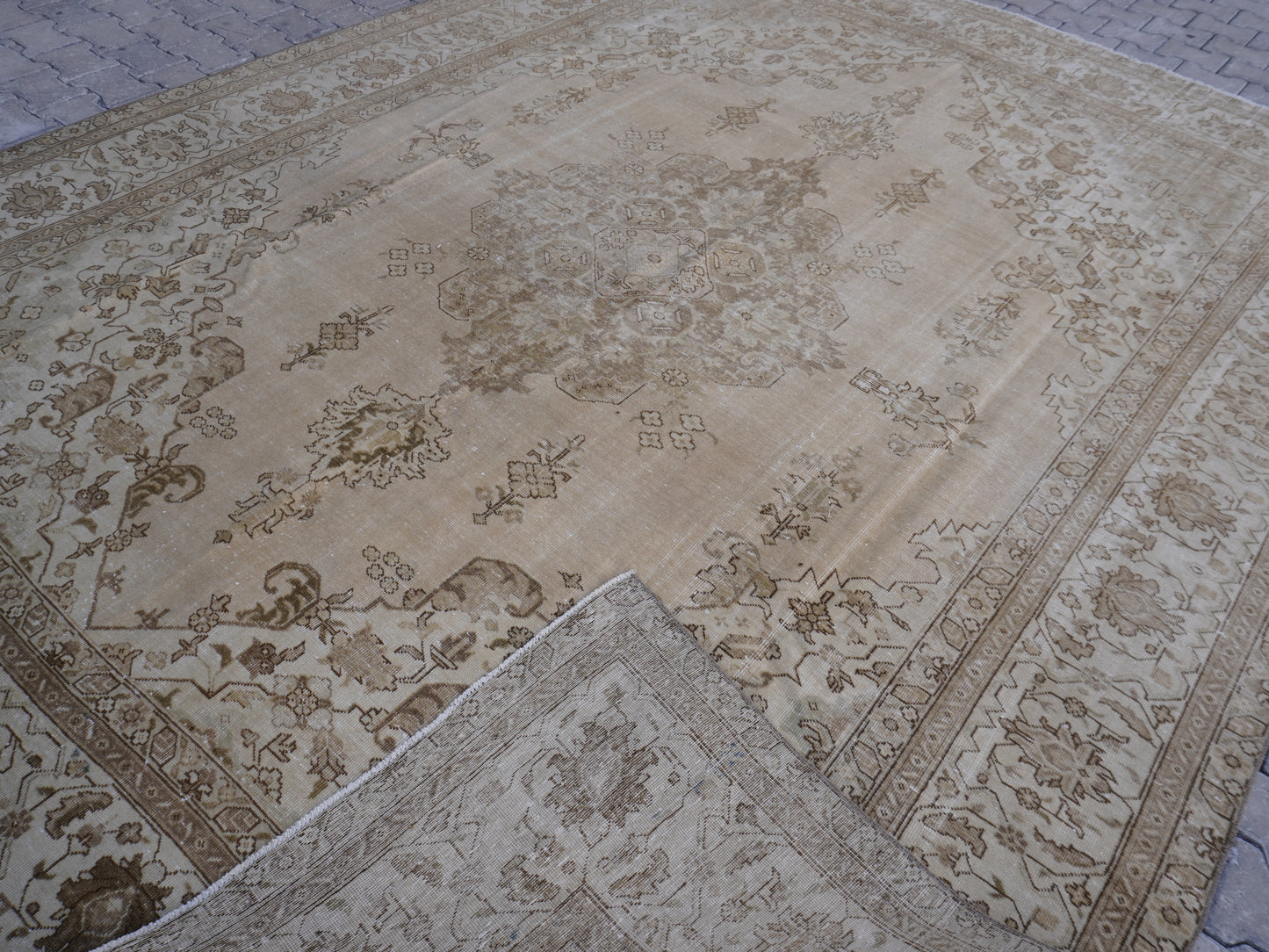 Oversize Vintage Large Rug 9x12 ft, Sku566