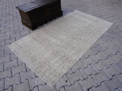 Vintage Neutral Small Rug 4x7 ft - sku 1012