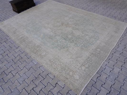 Neutral Large Rug 10x13 ft - sku2038