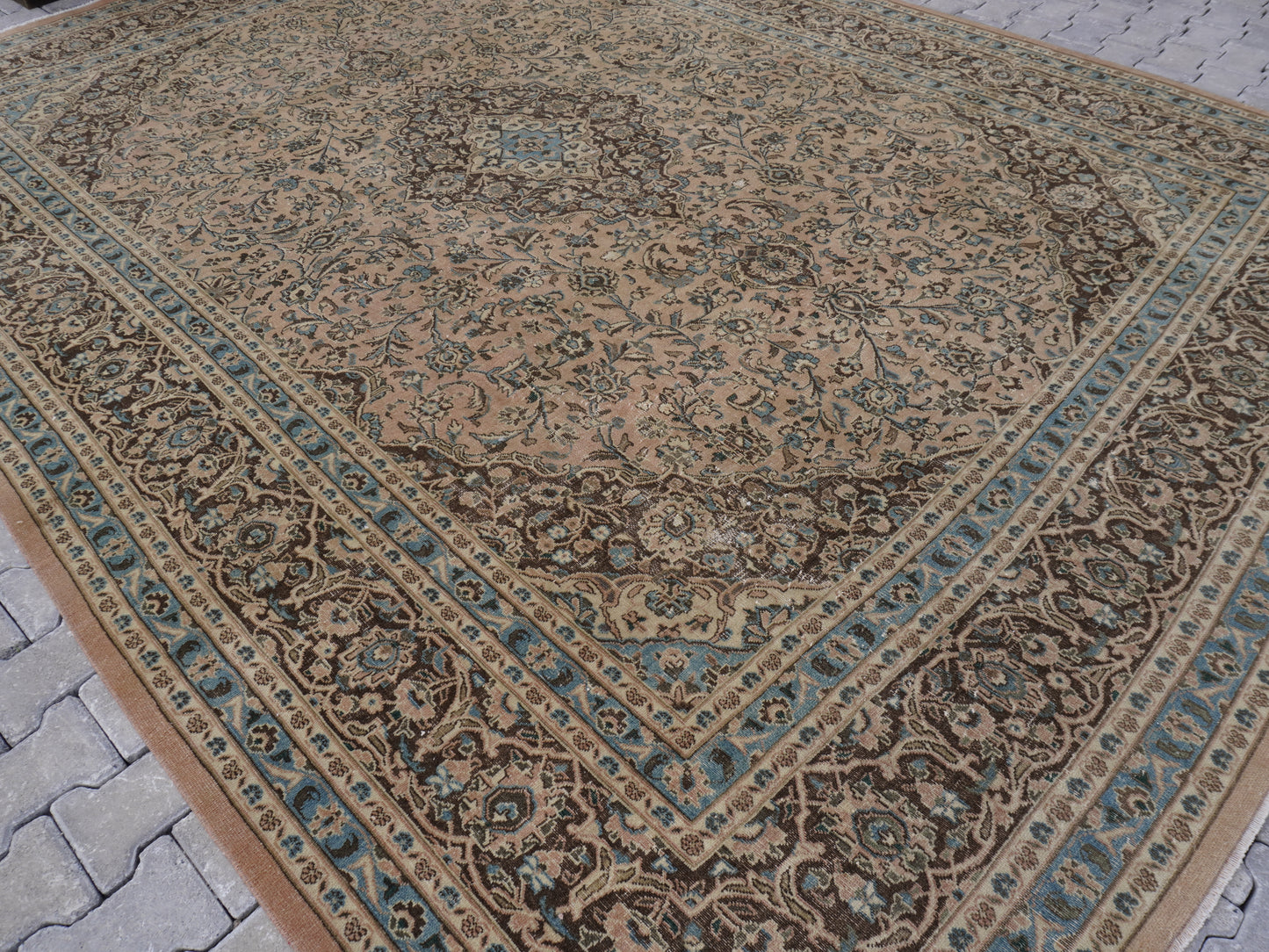 Vintage Oversized Rug 10x13 ft - sku1718