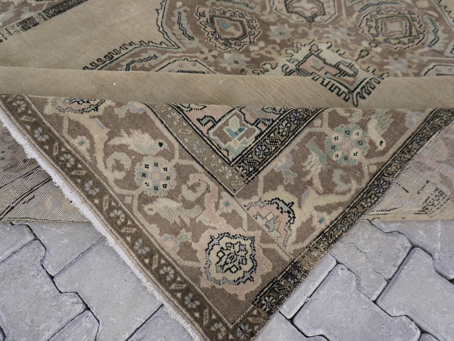 Vintage Neutral Oversize Rug 7x11 ft - sku1716-2