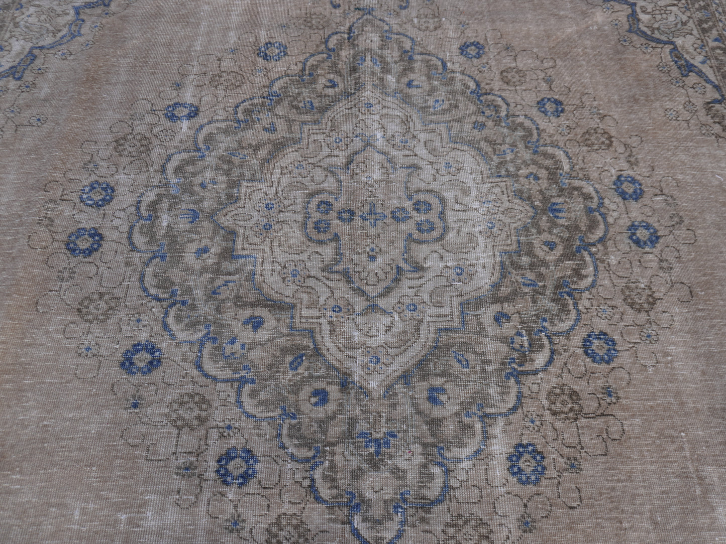 Persian Tabriz Rug 9x12 ft- Neutral Tones, Hand-Knotted Vintage Rug |sku1256