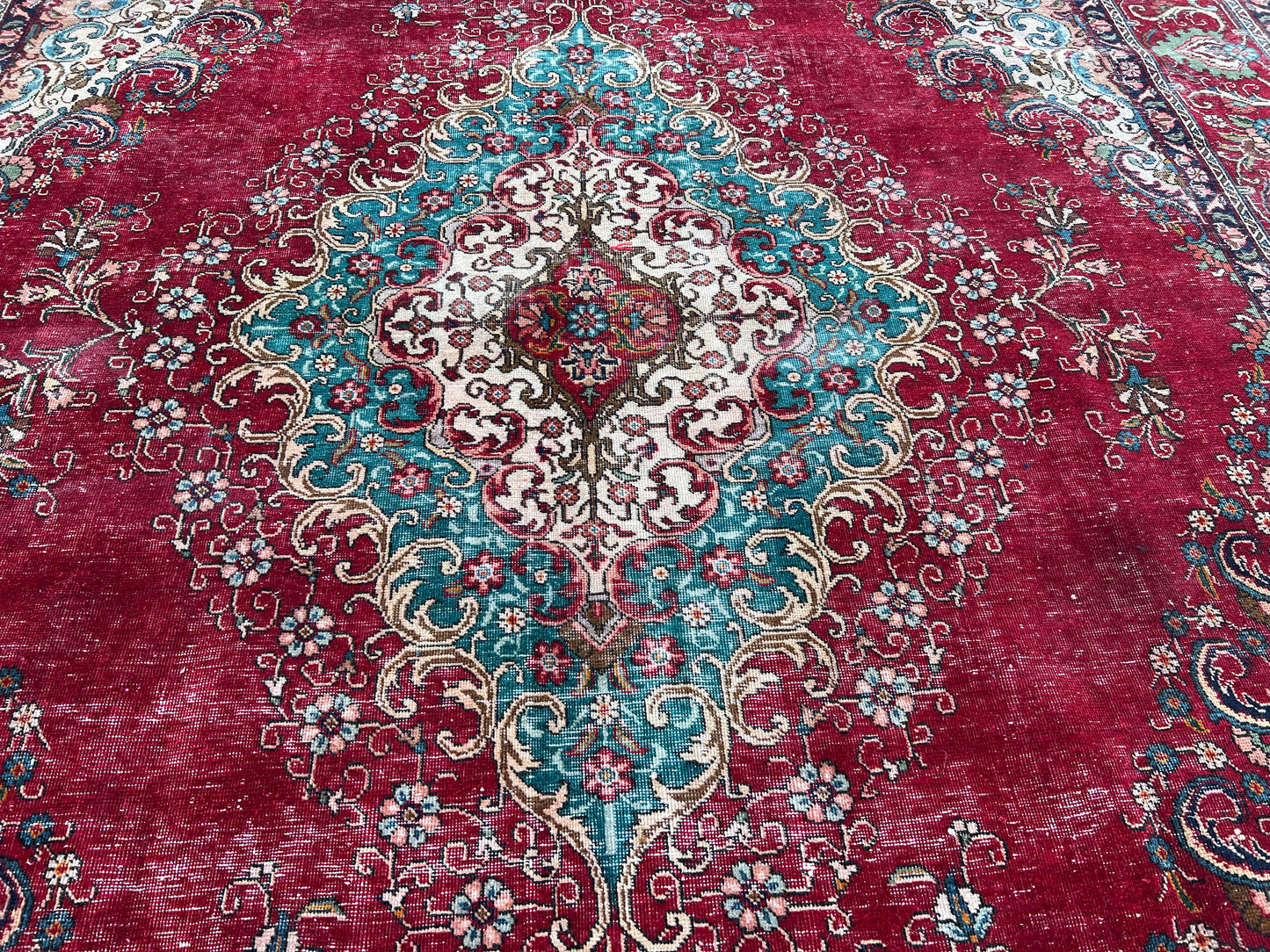 Red Vintage Rug 10x13 ft - sku1266