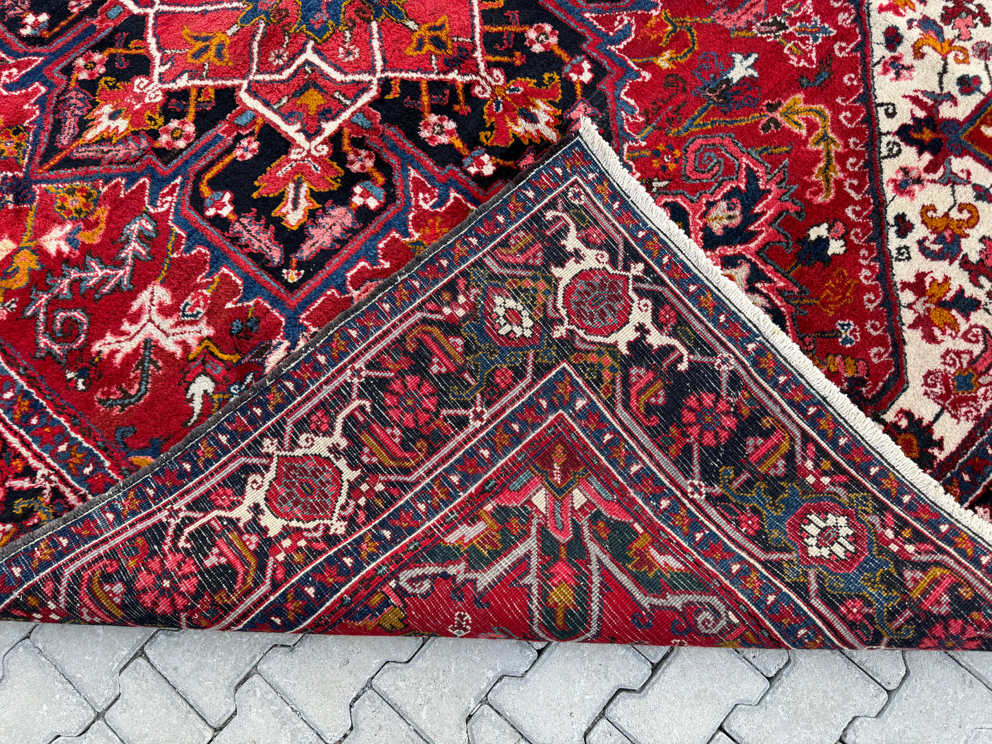 Red Vintage Rug 8x11 ft - sku1600