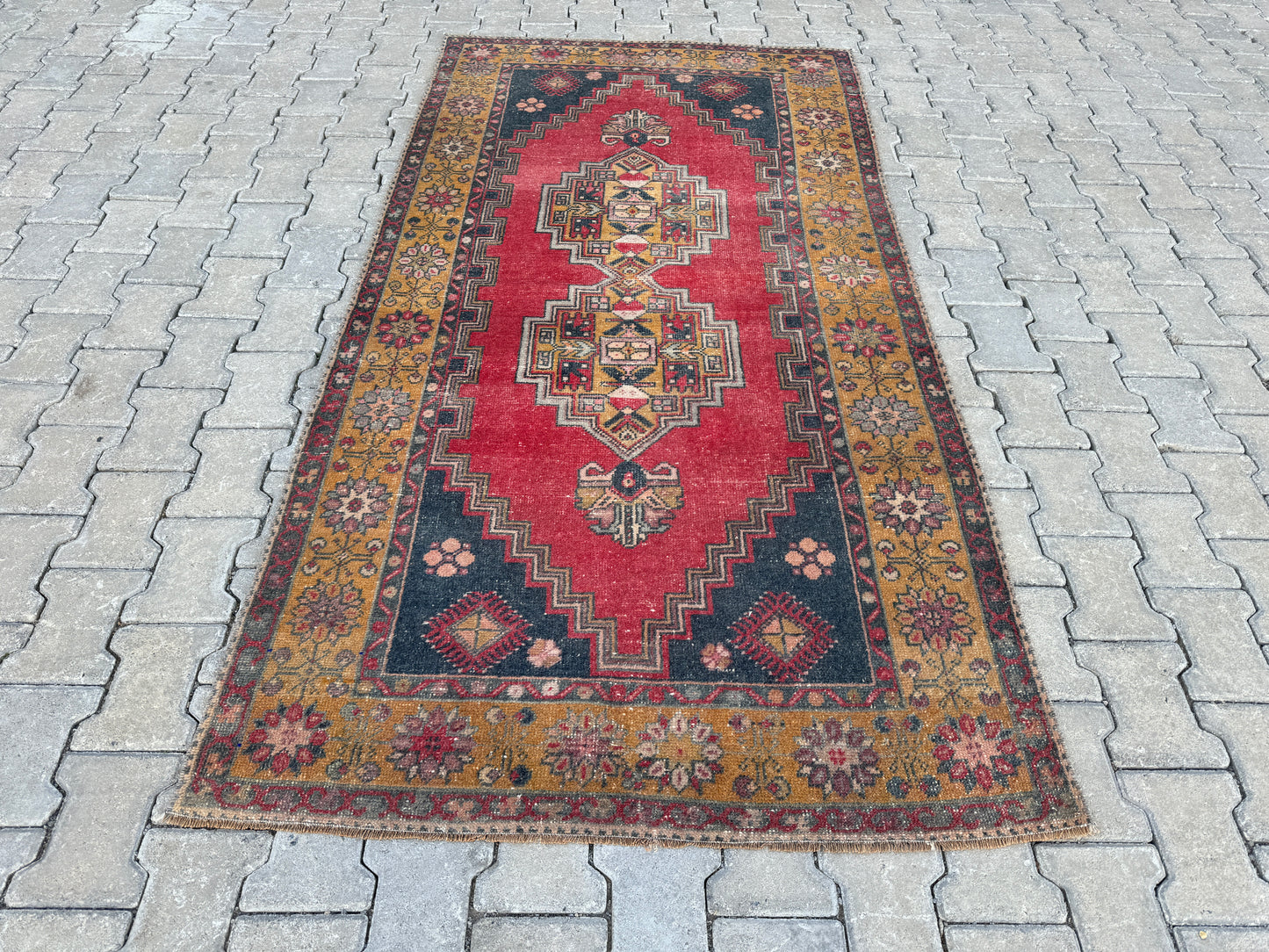 Wool Anatolian Rug 4x7 ft - sku117