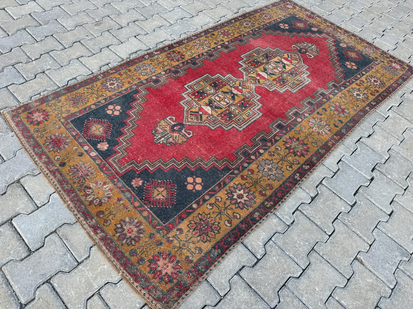 Wool Anatolian Rug 4x7 ft - sku117